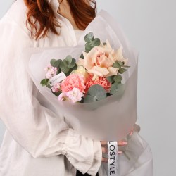 buket nedorogoj s francuzskoj rozoj 4